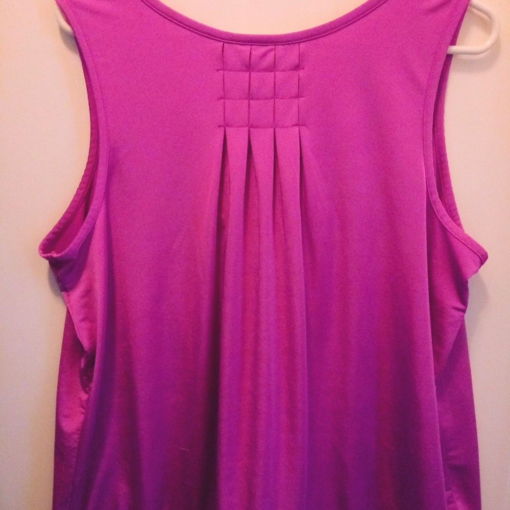 Woman's Lane Bryant Sleeveless Top - Picture 3 of 5